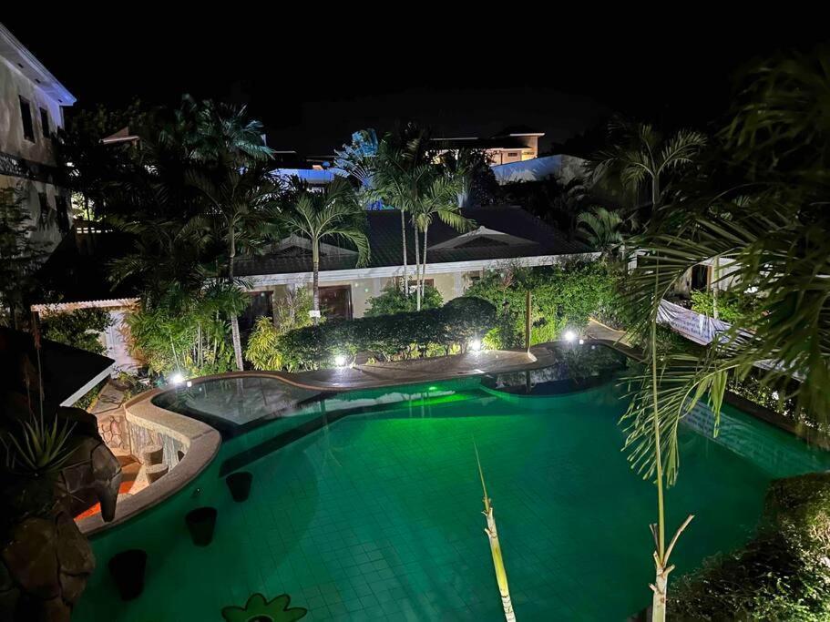 Alona Park Residence - 3 Bedroom Apartment- Alex And Jesa Unit Panglao Esterno foto